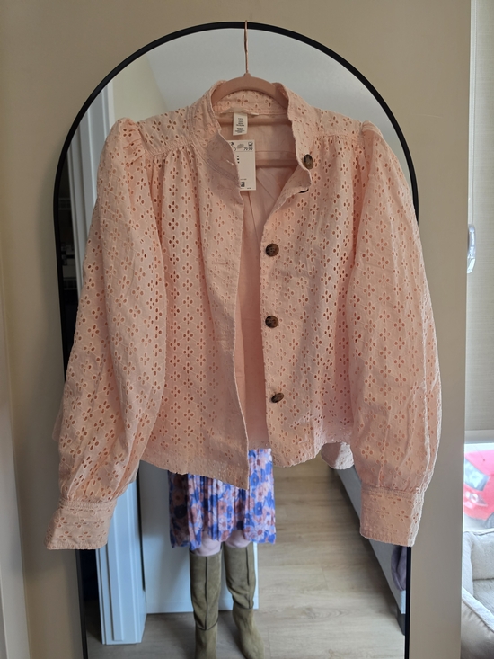 H&M Jackets & Blazers - NWT H&M Peach Eyelet Puff Sleeve Jacket